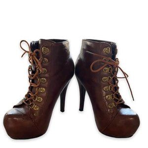 Ardene?brown lace up?5 heel platform ankle boot size 8